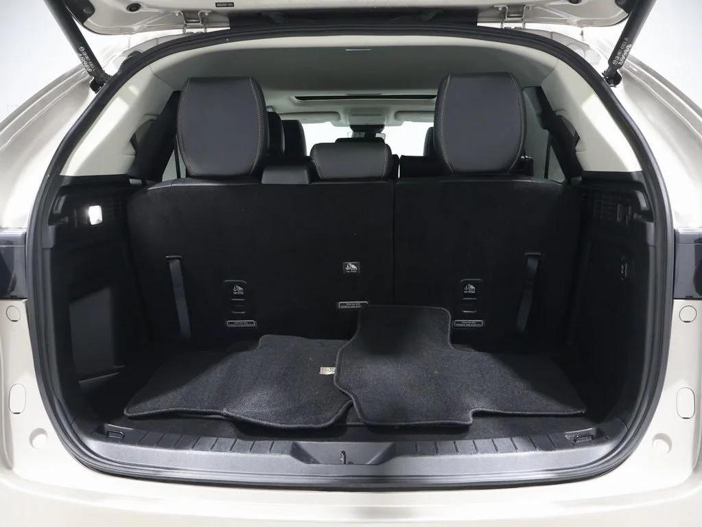 used 2024 Mazda CX-90 car, priced at $27,500