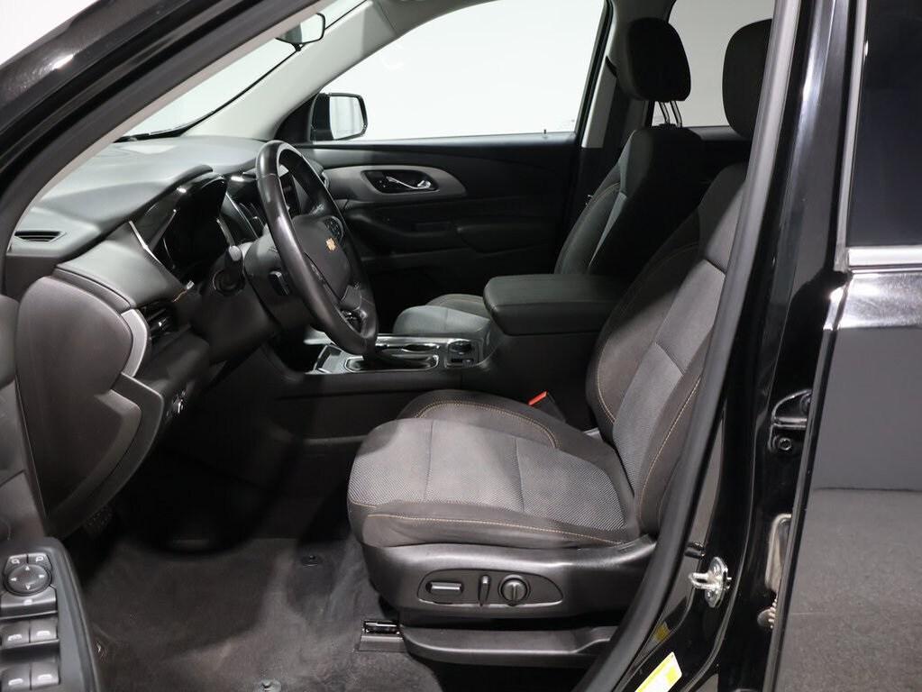 used 2018 Chevrolet Traverse car, priced at $16,500