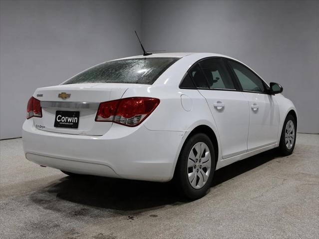 used 2014 Chevrolet Cruze car, priced at $7,000