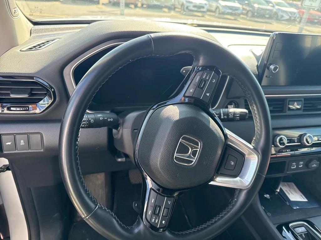 used 2023 Honda Pilot car, priced at $39,900