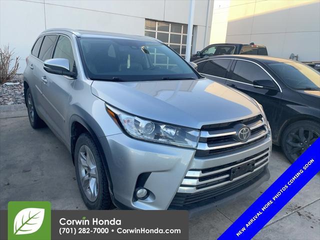 used 2017 Toyota Highlander car, priced at $22,570