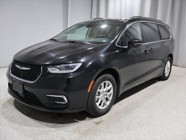used 2022 Chrysler Pacifica car, priced at $22,000