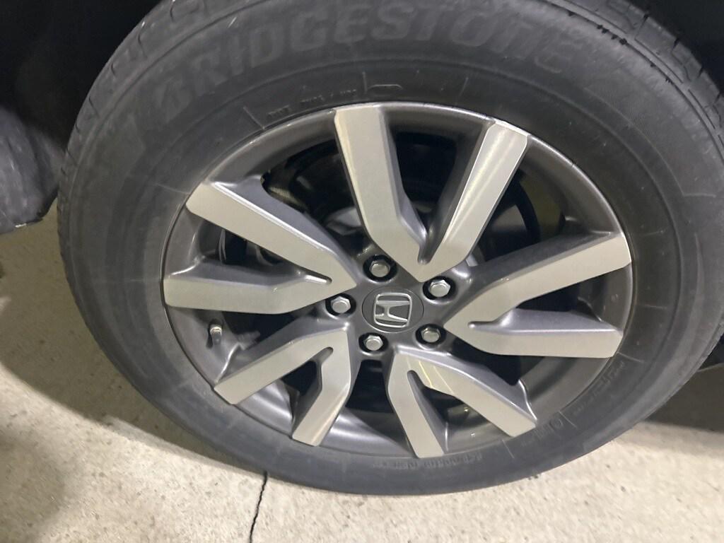 used 2022 Honda Pilot car, priced at $32,250