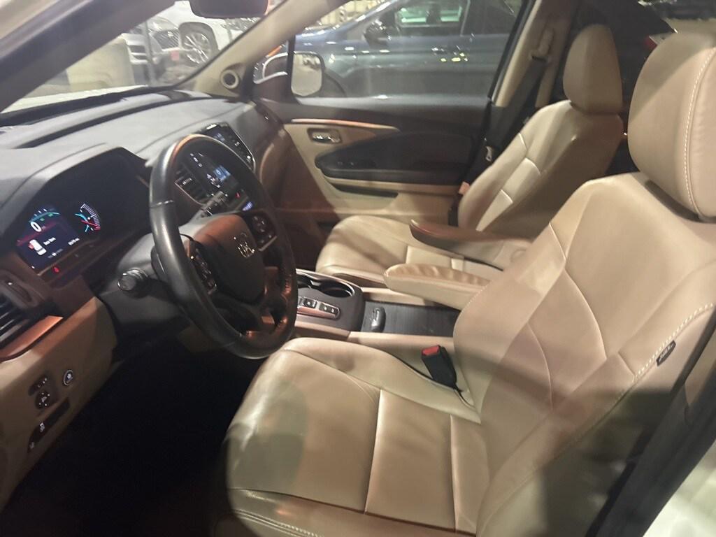 used 2022 Honda Pilot car, priced at $32,250