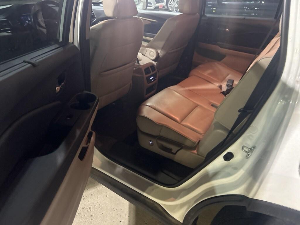used 2022 Honda Pilot car, priced at $32,250