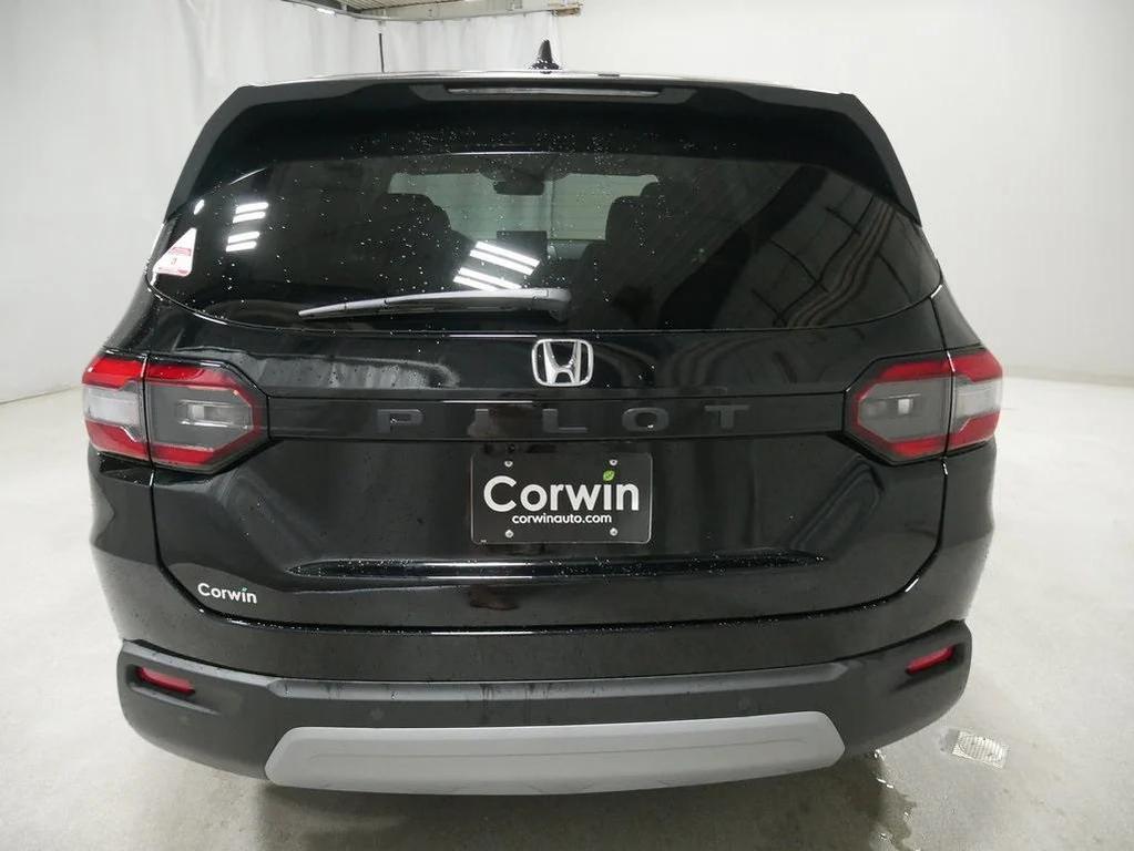 new 2025 Honda Pilot car, priced at $46,624