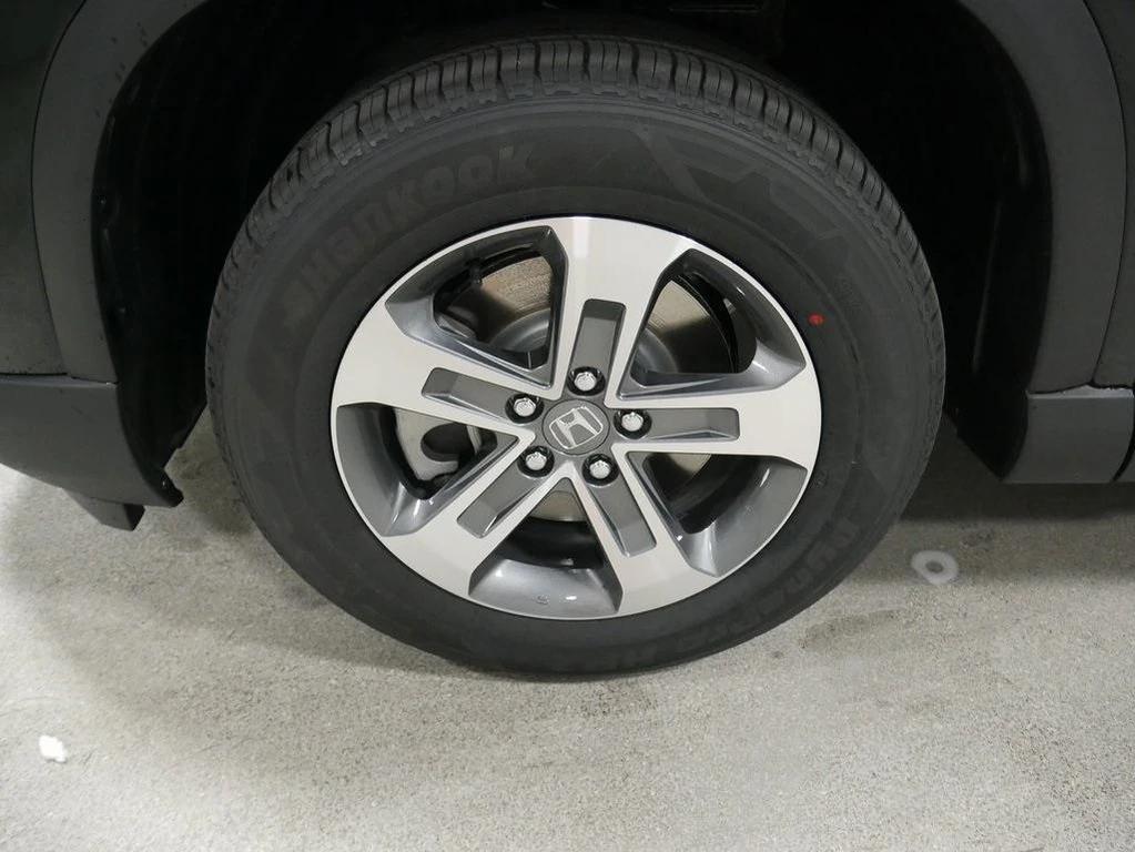new 2025 Honda Pilot car, priced at $46,624