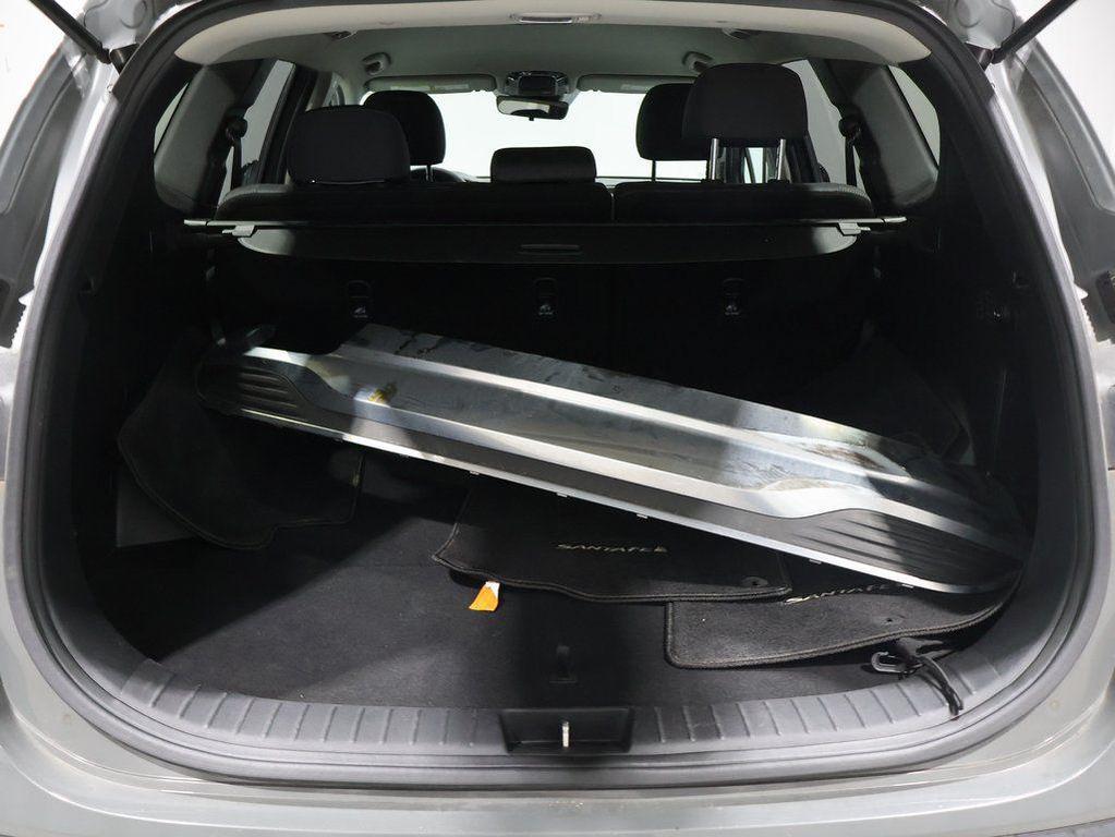 used 2022 Hyundai Santa Fe car, priced at $21,000