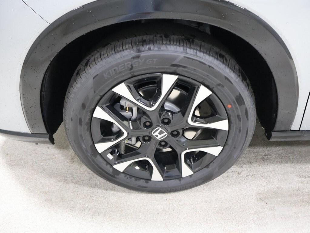 new 2026 Honda HR-V car, priced at $32,445