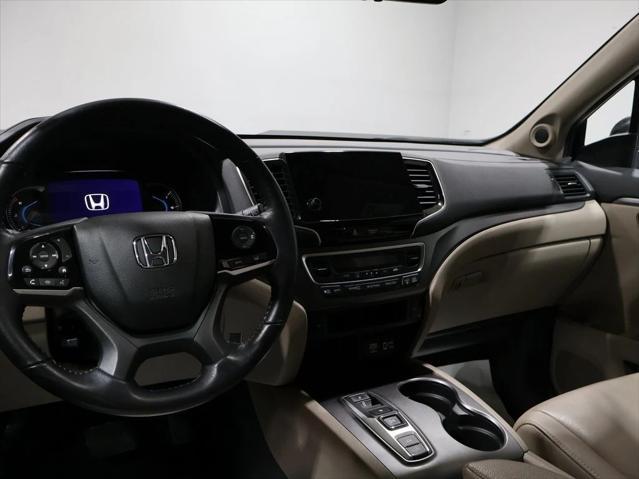 used 2021 Honda Pilot car, priced at $29,000