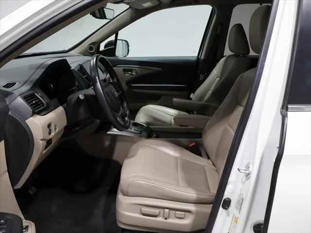 used 2021 Honda Pilot car, priced at $29,000