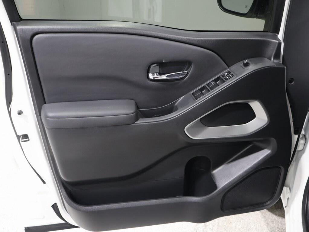 used 2022 Nissan Frontier car, priced at $27,500