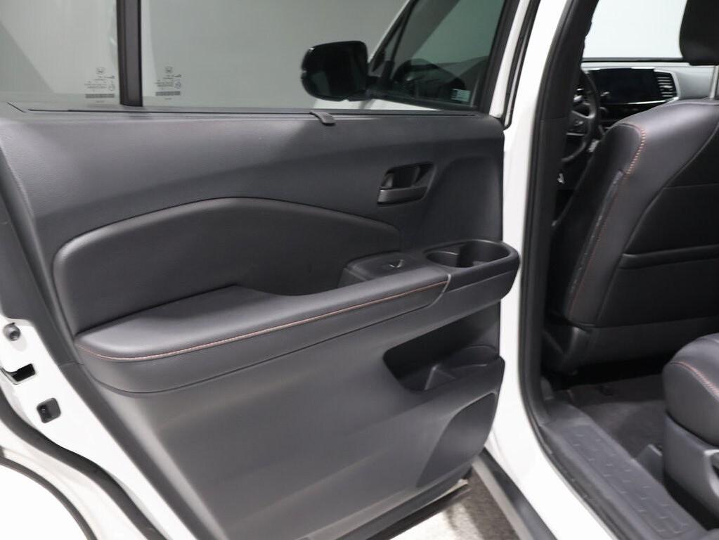 used 2023 Honda Passport car, priced at $34,825