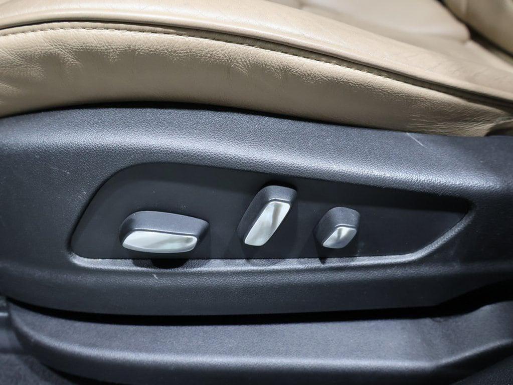 used 2017 Cadillac XT5 car, priced at $20,000