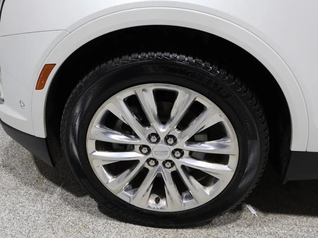 used 2017 Cadillac XT5 car, priced at $20,000