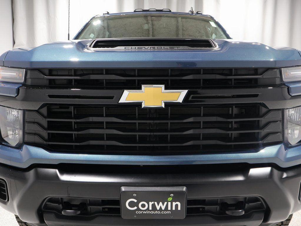 used 2024 Chevrolet Silverado 3500 car, priced at $46,900