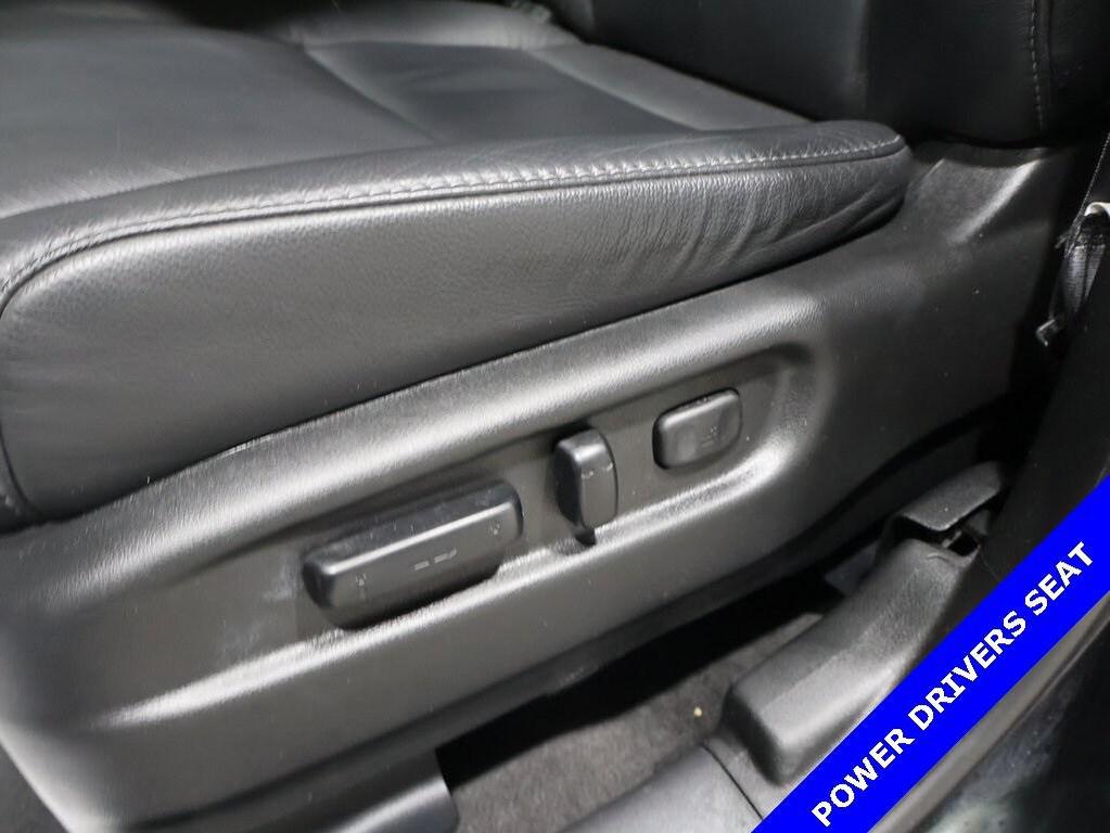 used 2022 Honda Pilot car, priced at $32,300