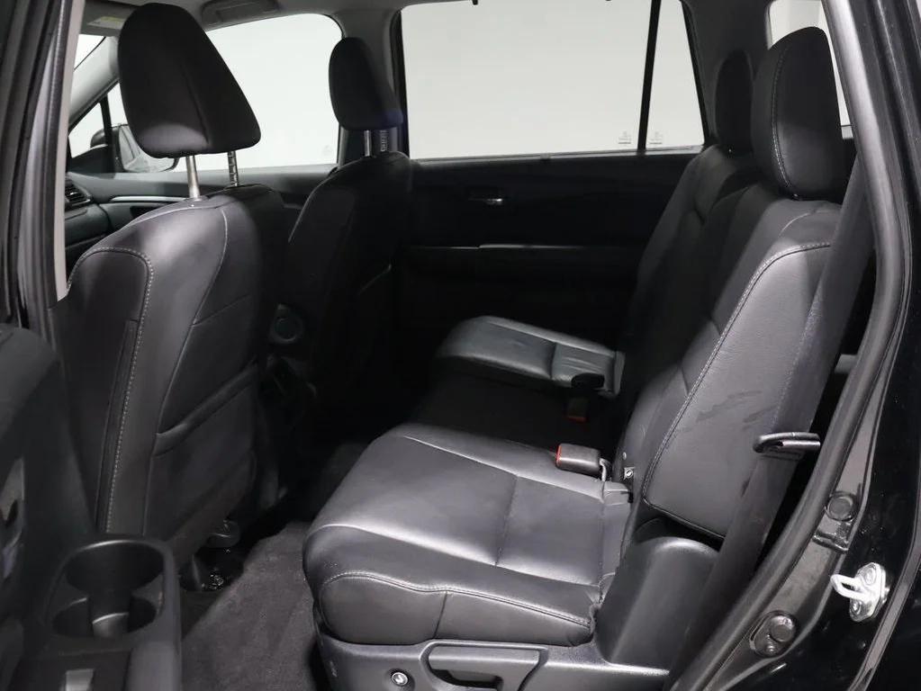 used 2022 Honda Pilot car, priced at $32,300