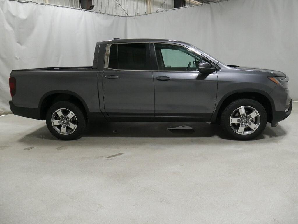 new 2025 Honda Ridgeline car, priced at $43,986
