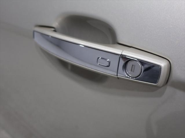 used 2014 Cadillac SRX car, priced at $13,000