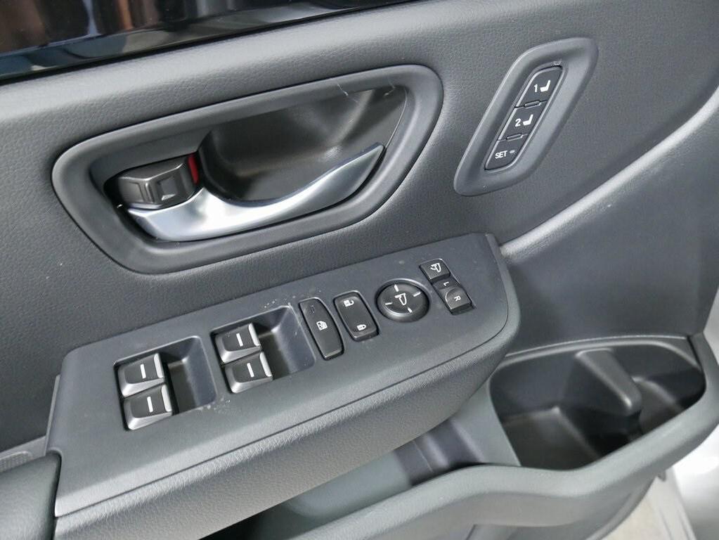 new 2025 Honda Pilot car, priced at $50,895