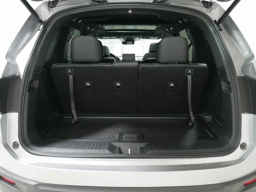 new 2025 Honda Pilot car, priced at $50,895