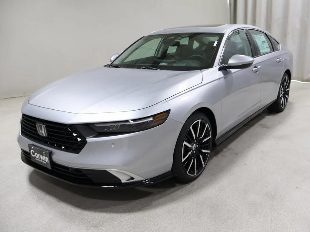 new 2025 Honda Accord Hybrid car, priced at $40,495