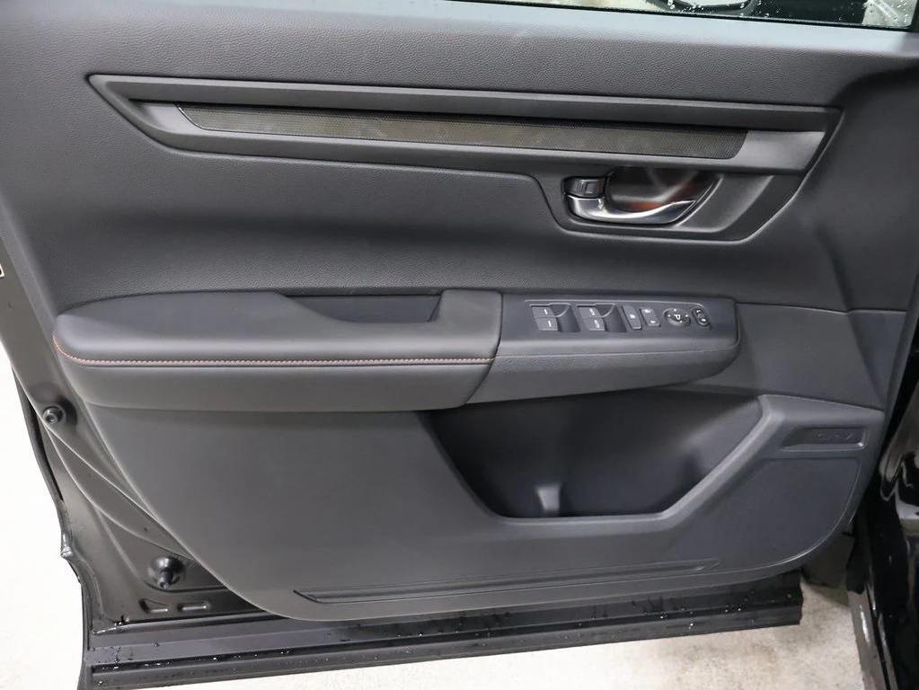 new 2026 Honda CR-V Hybrid car, priced at $39,848