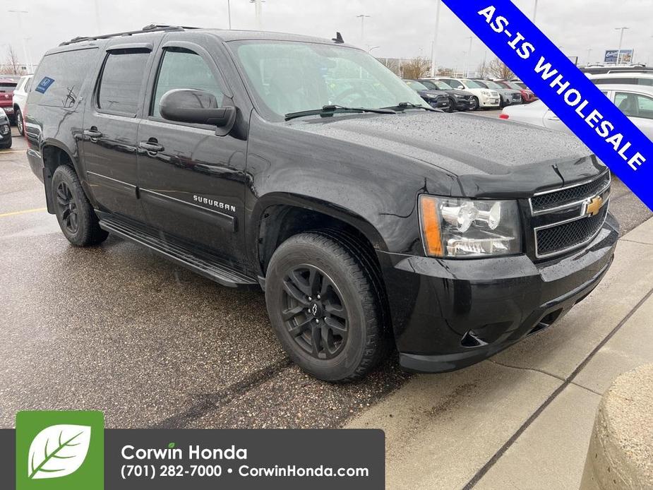 used 2012 Chevrolet Suburban car, priced at $10,000
