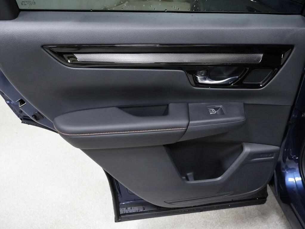 new 2026 Honda CR-V Hybrid car, priced at $43,700