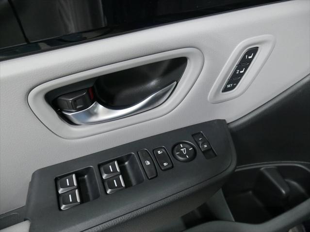 new 2025 Honda Pilot car, priced at $47,050