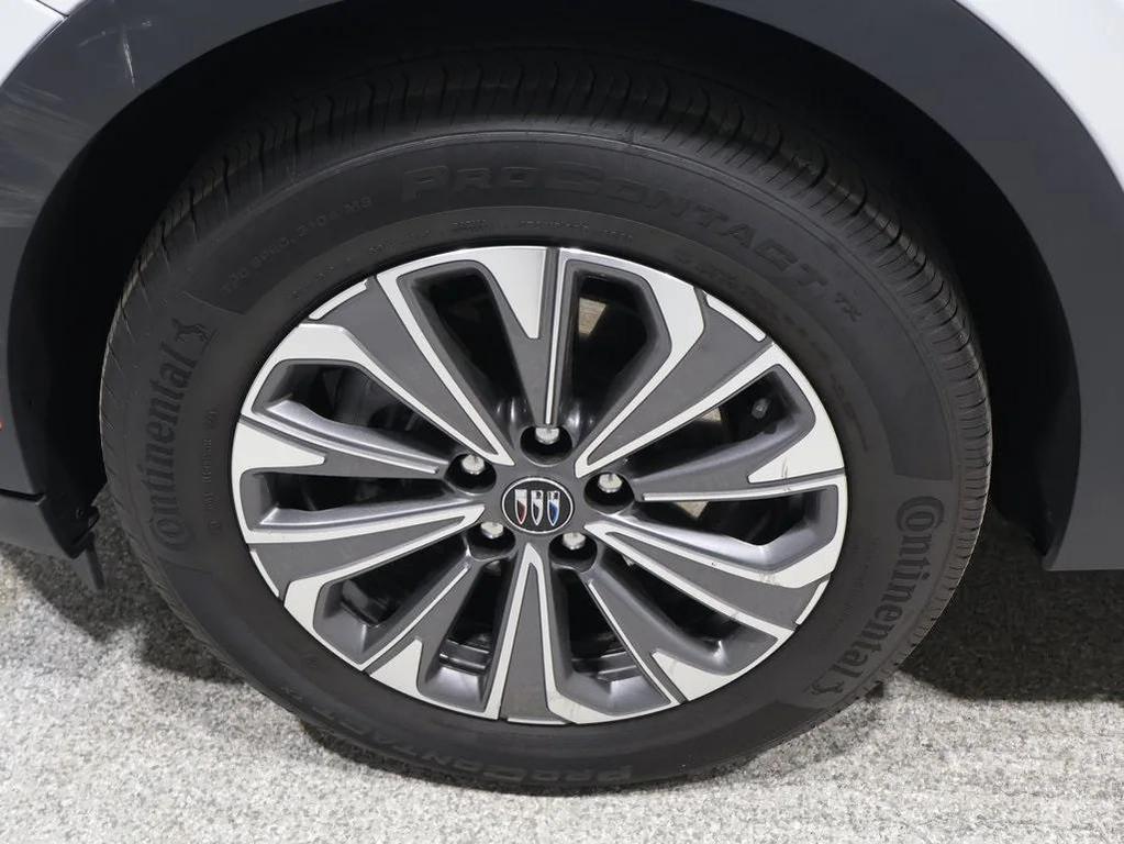 used 2024 Buick Envision car, priced at $24,900