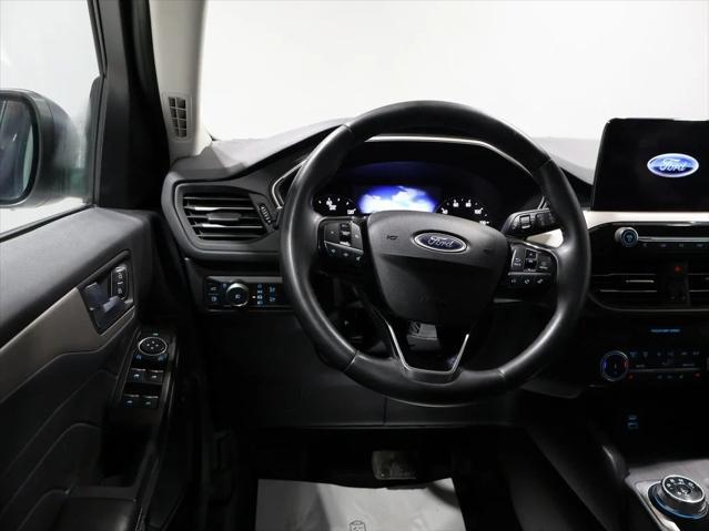 used 2022 Ford Escape car, priced at $23,500