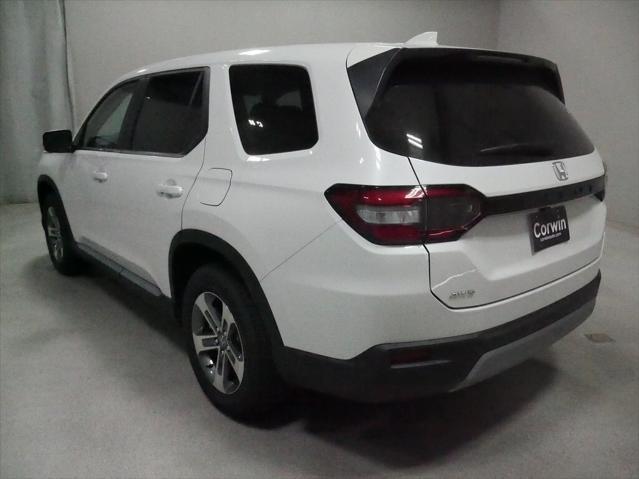 new 2025 Honda Pilot car, priced at $45,405