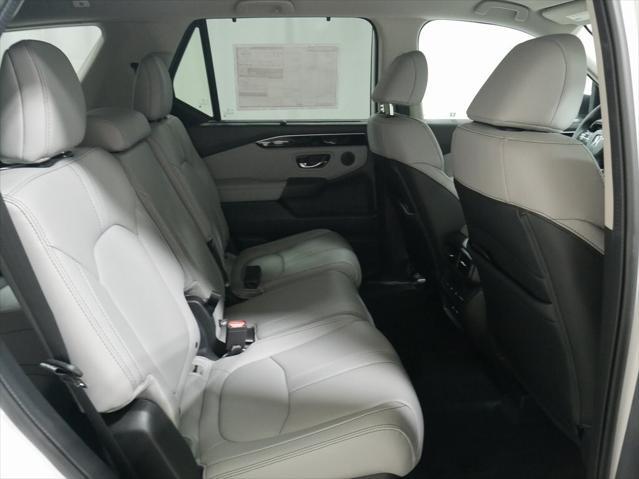 new 2025 Honda Pilot car, priced at $45,405