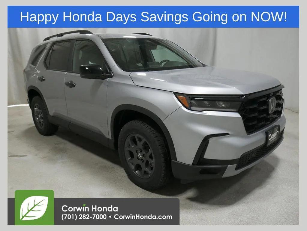 new 2025 Honda Pilot car, priced at $50,895