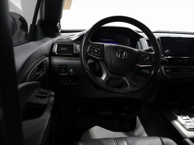 used 2022 Honda Passport car, priced at $34,750