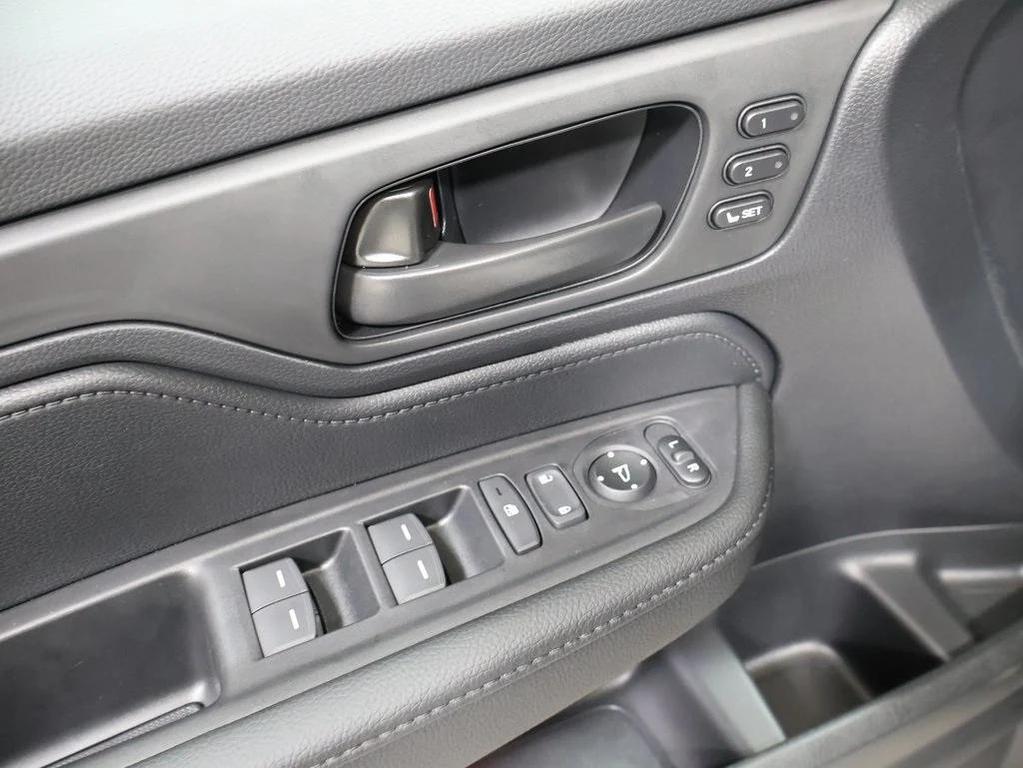 new 2026 Honda Odyssey car, priced at $45,845