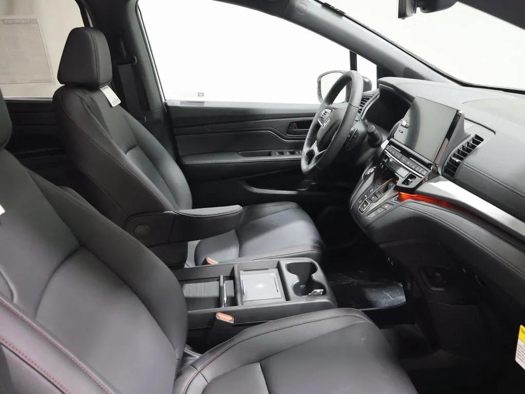 new 2026 Honda Odyssey car, priced at $45,845