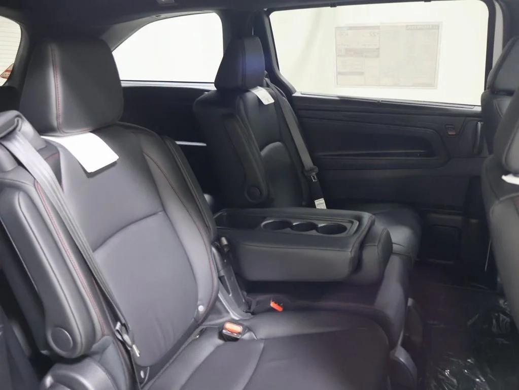 new 2026 Honda Odyssey car, priced at $45,845