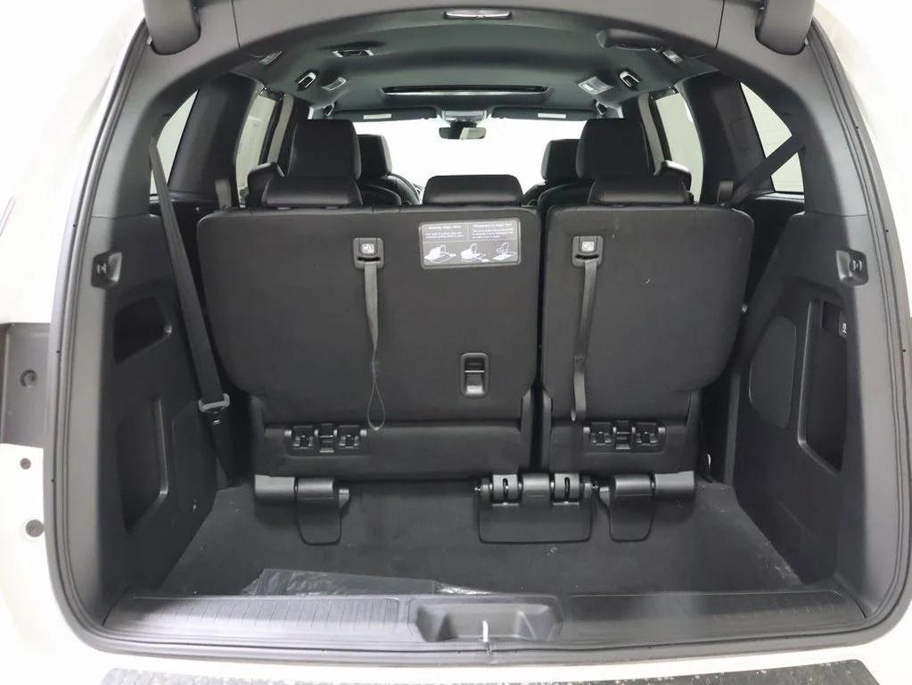 new 2026 Honda Odyssey car, priced at $45,845