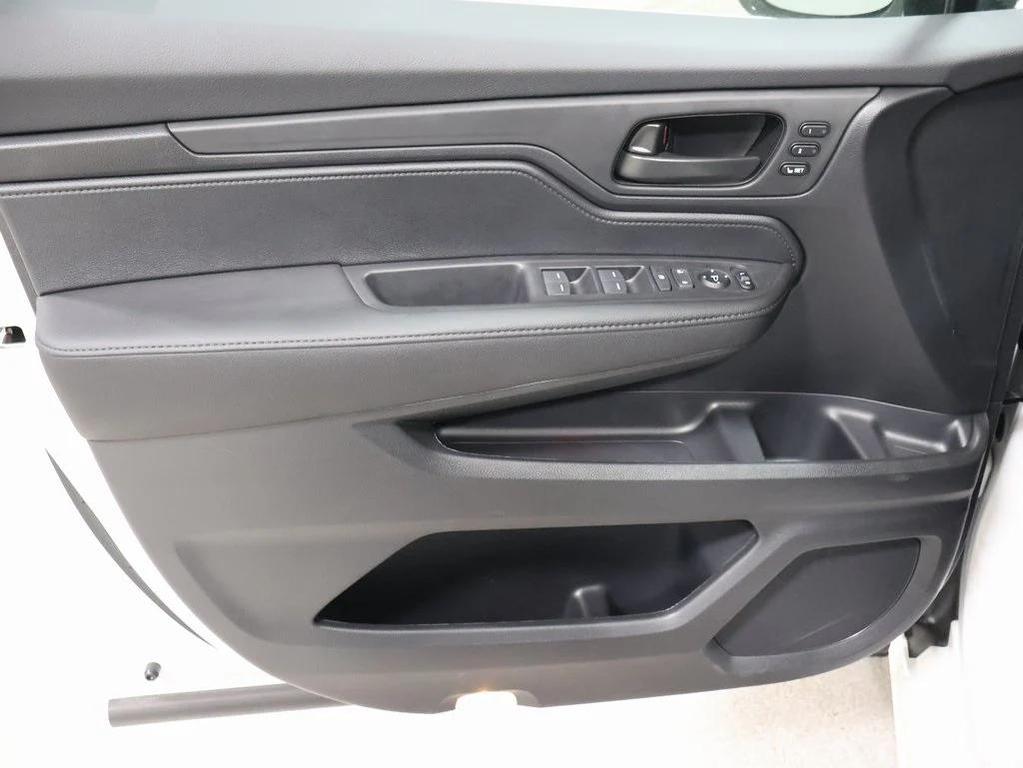 new 2026 Honda Odyssey car, priced at $45,845