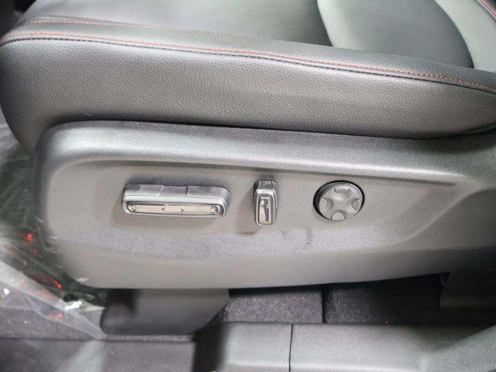 new 2026 Honda Odyssey car, priced at $45,845