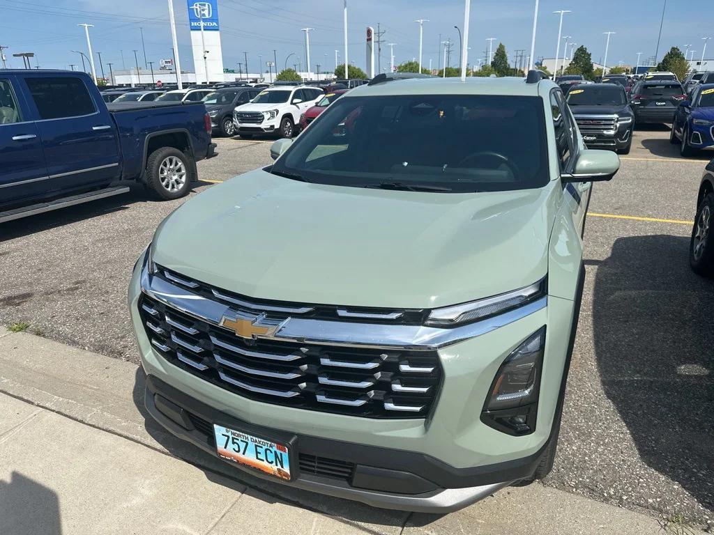 used 2025 Chevrolet Equinox car, priced at $29,500