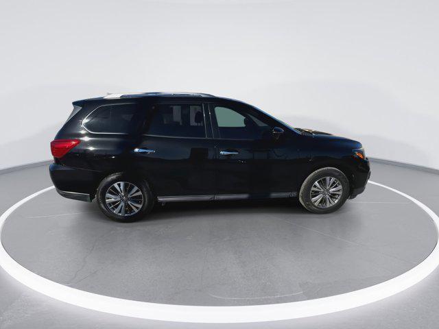 used 2019 Nissan Pathfinder car, priced at $18,000