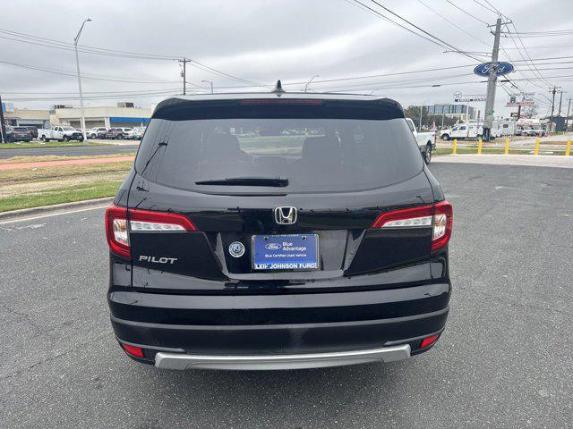 used 2022 Honda Pilot car, priced at $31,000