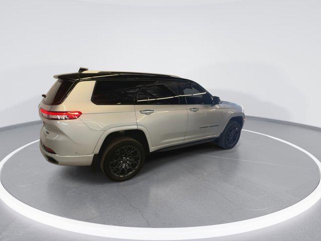 used 2020 Chrysler Pacifica car, priced at $15,512