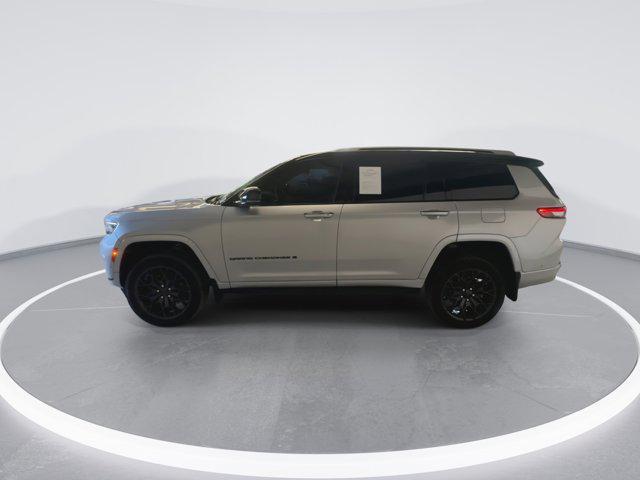 used 2020 Chrysler Pacifica car, priced at $15,512