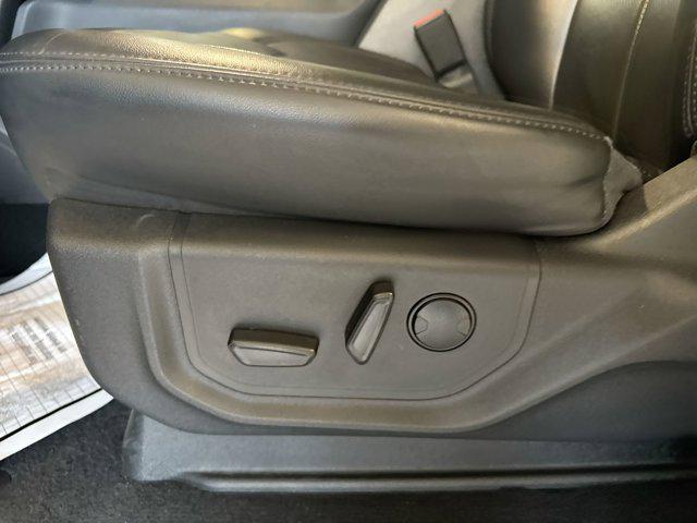 used 2024 Ford Expedition car, priced at $53,387