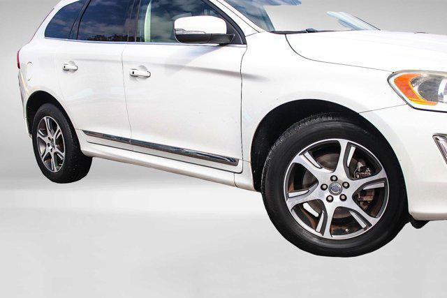 used 2015 Volvo XC60 car, priced at $14,000